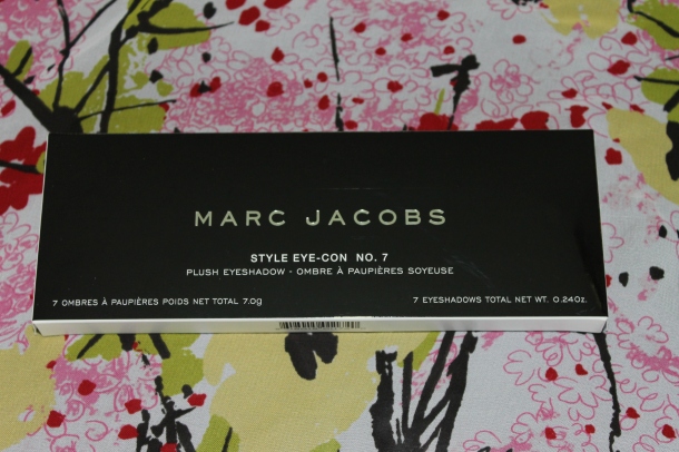 Marc Jacobs Style Eye-Con No. 7. Pic by www.somethingtoconsiderblog.com